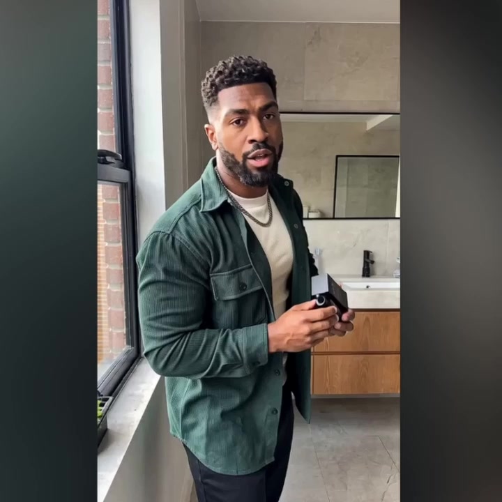 (Try On) North Oak Beard Oil video cover